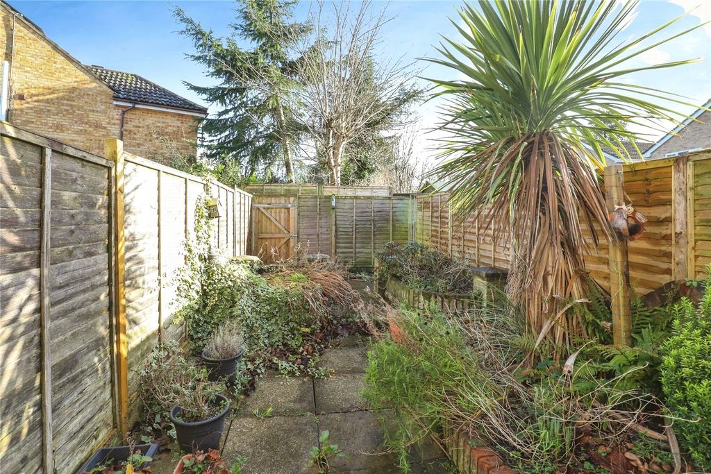 Property photo 2 of 14 Picture No. 12