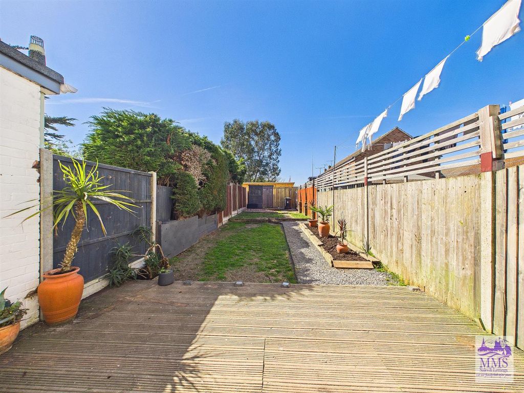 Property photo 3 of 23 Cam04098G0-Pr0194-Still021.Jpg