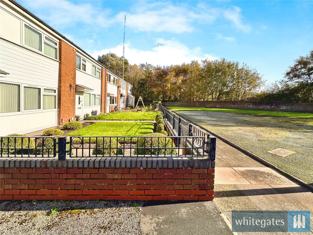 Property photo 2 of 13 Picture No. 19