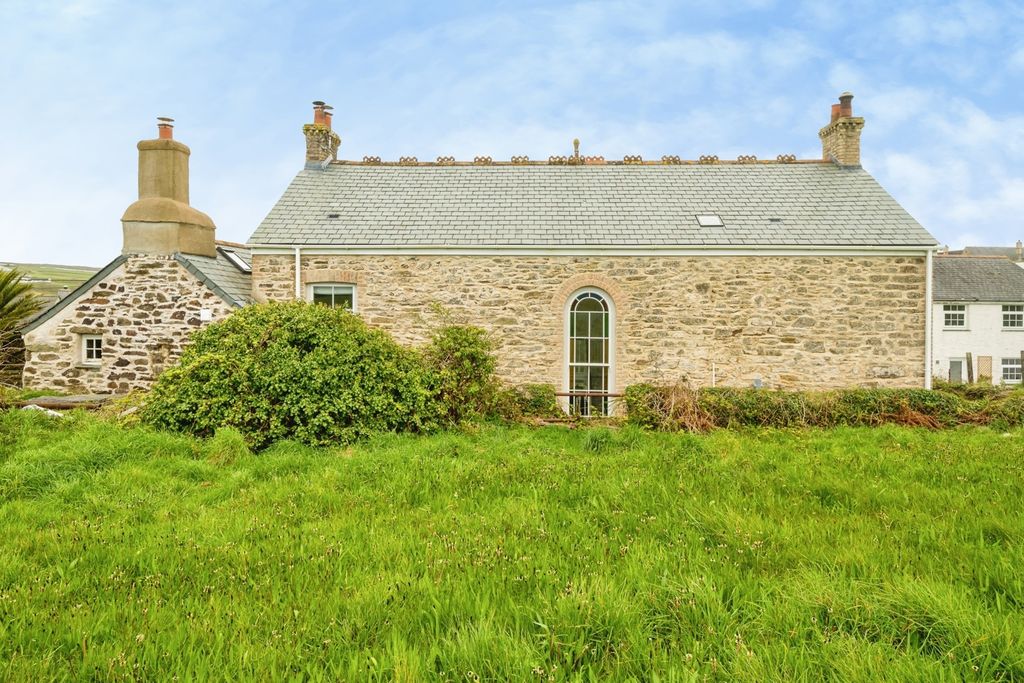 Property photo 3 of 20 Pbox-Img.Jpg