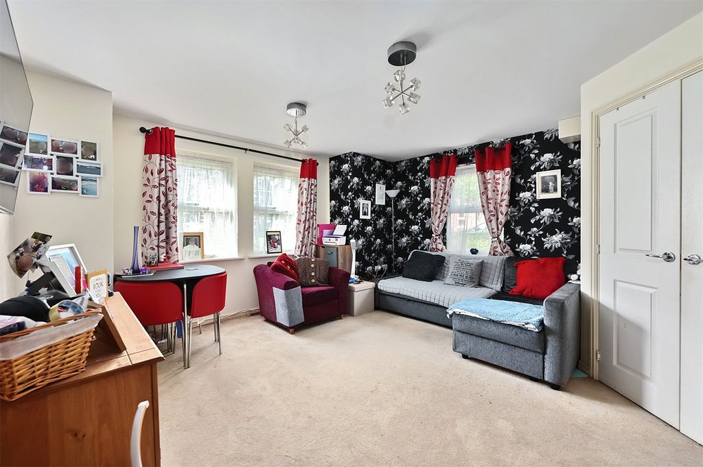 Property photo 2 of 7 Picture No. 05