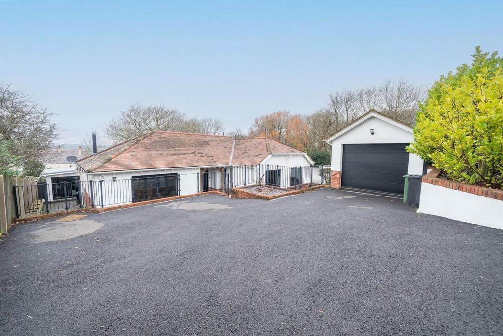 Property photo 1 of 29 1.Jpg