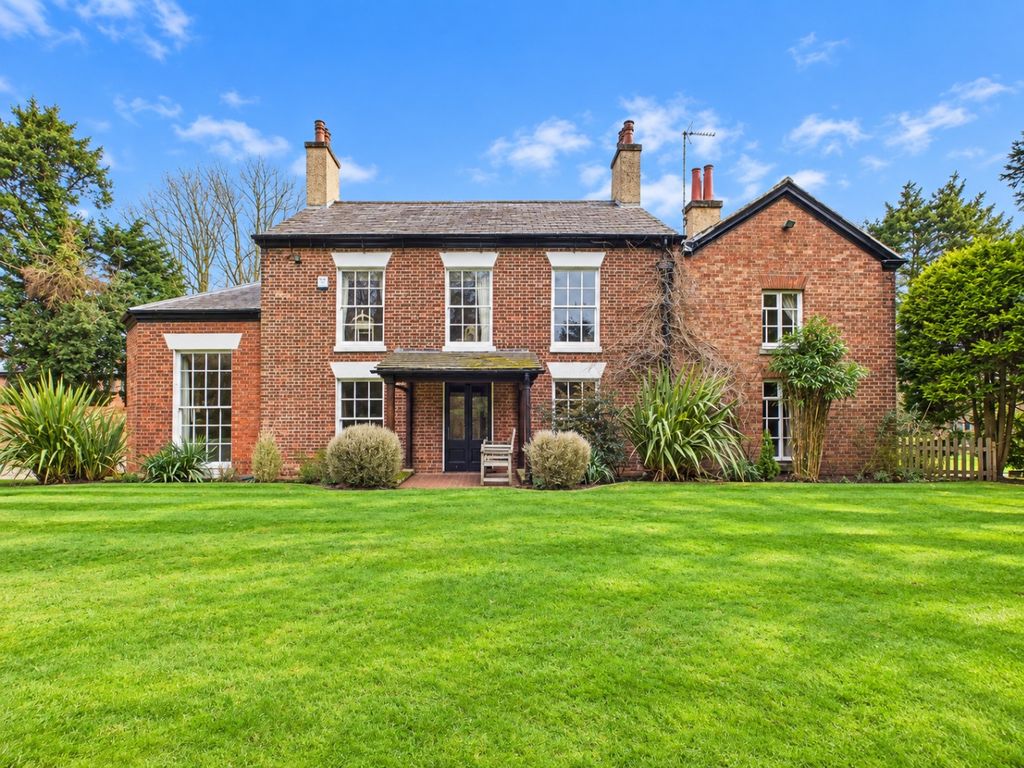 Property photo 1 of 28 4911312