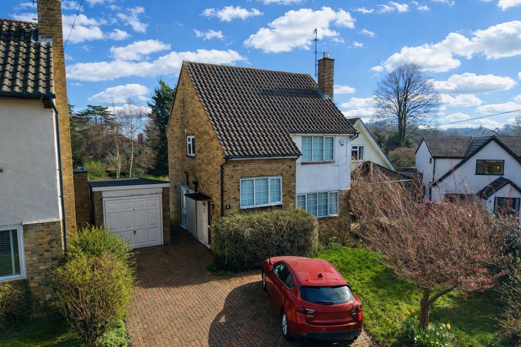 Property photo 1 of 12