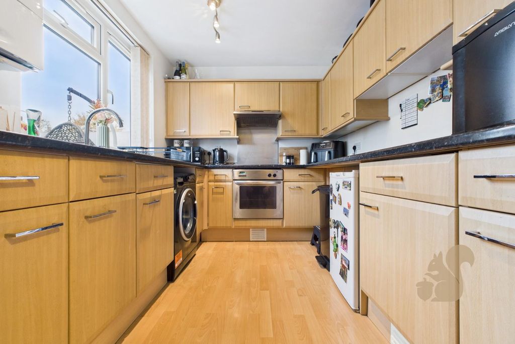 Property photo 3 of 13 Cam04604G0-Pr0065-Still002.Jpg