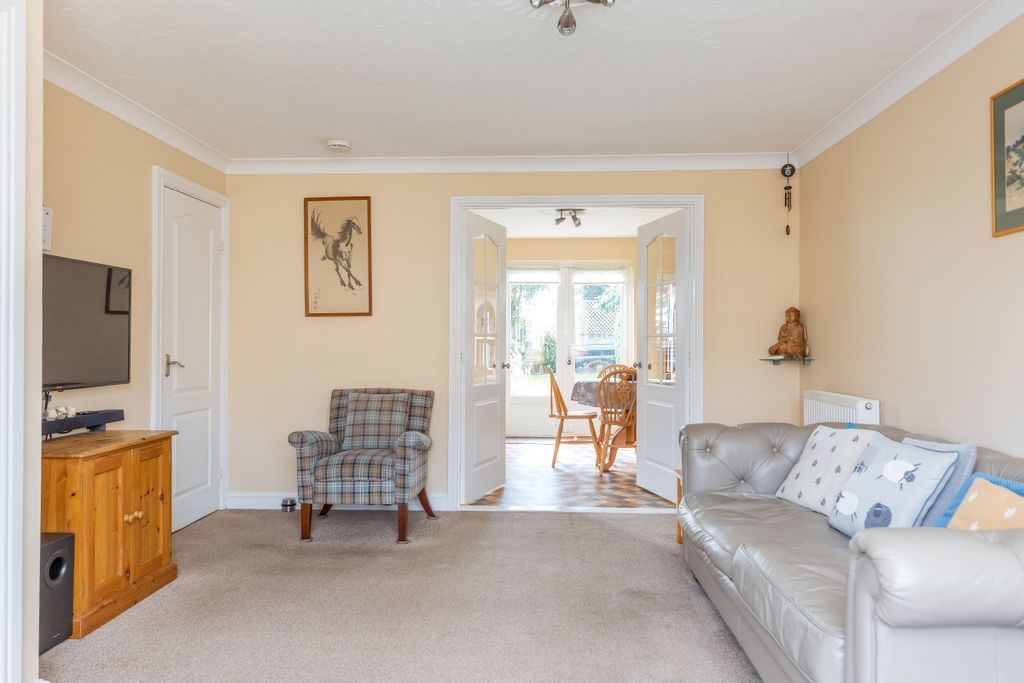 Property photo 3 of 15