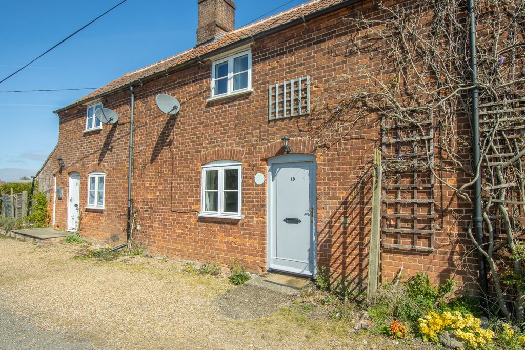 Property photo 2 of 18 3958534