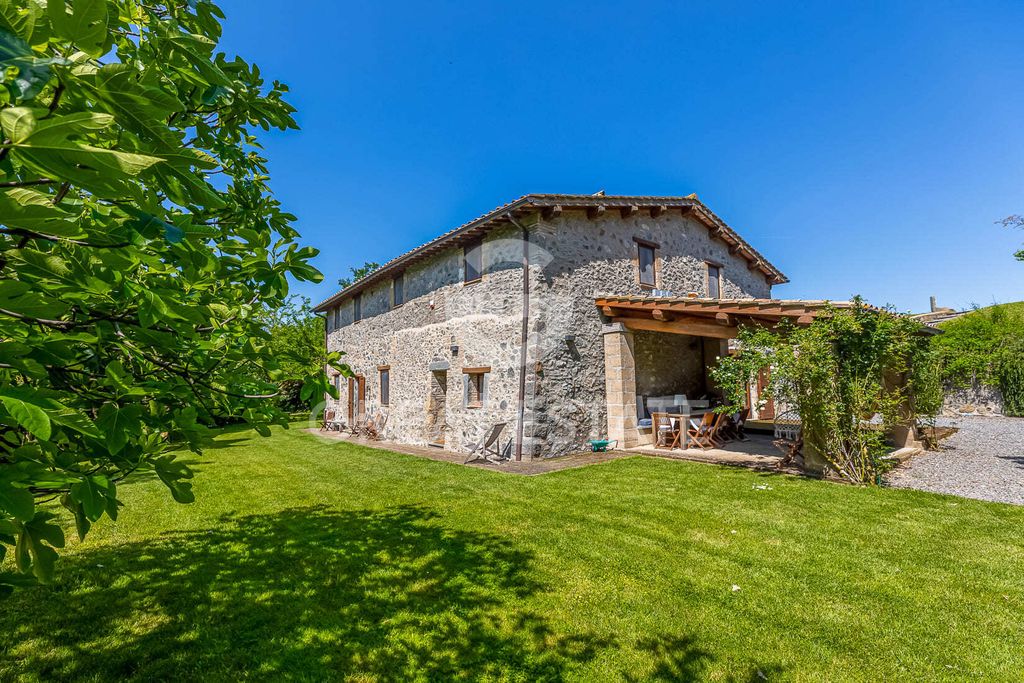 Property photo 1 of 70