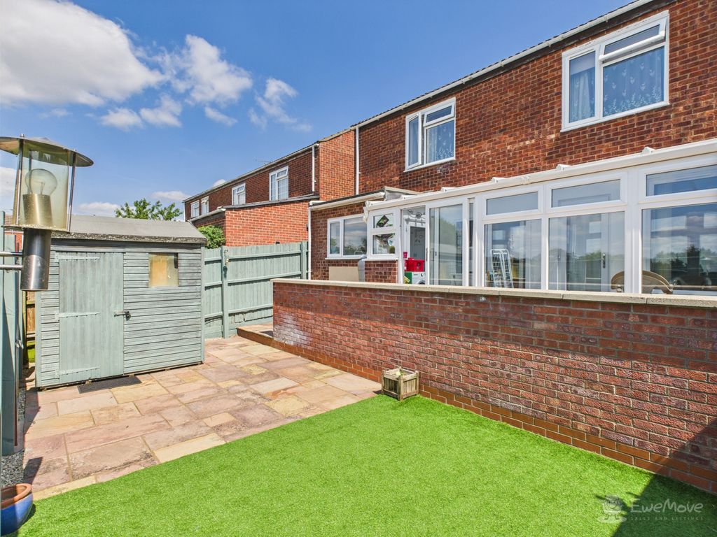 Property photo 3 of 26 Garden- Mark Stephens Ewemove Newmarket And Soham
