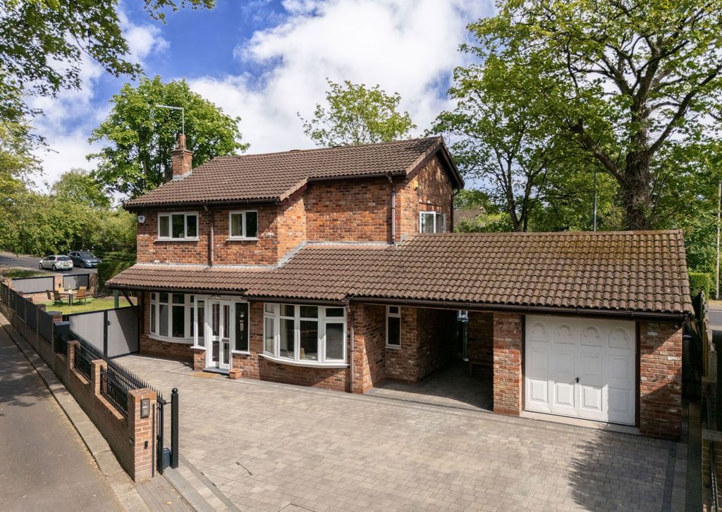 Property photo 1 of 33