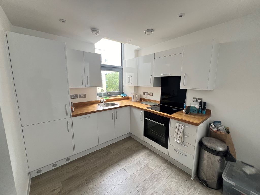 Property photo 2 of 7 Image