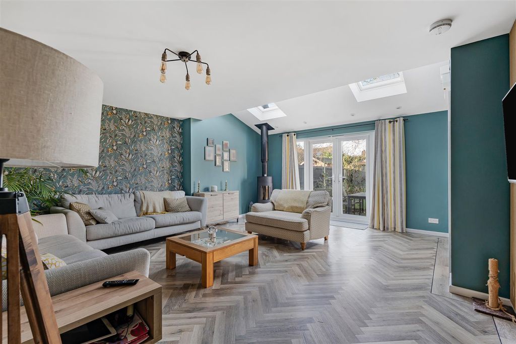 Property photo 2 of 25 32_69650.Jpg