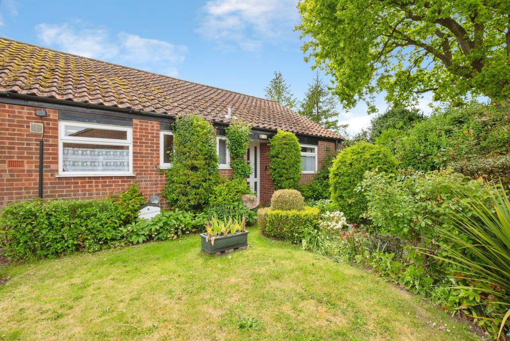 Property photo 1 of 18