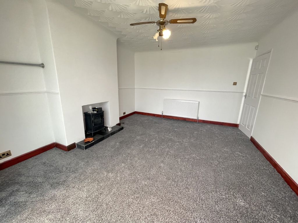 Property photo 3 of 14 Picture No. 14