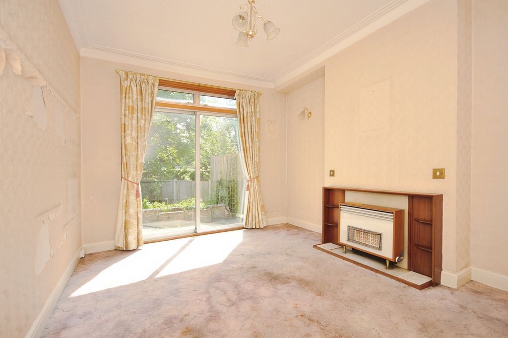 Property photo 3 of 18 Photo