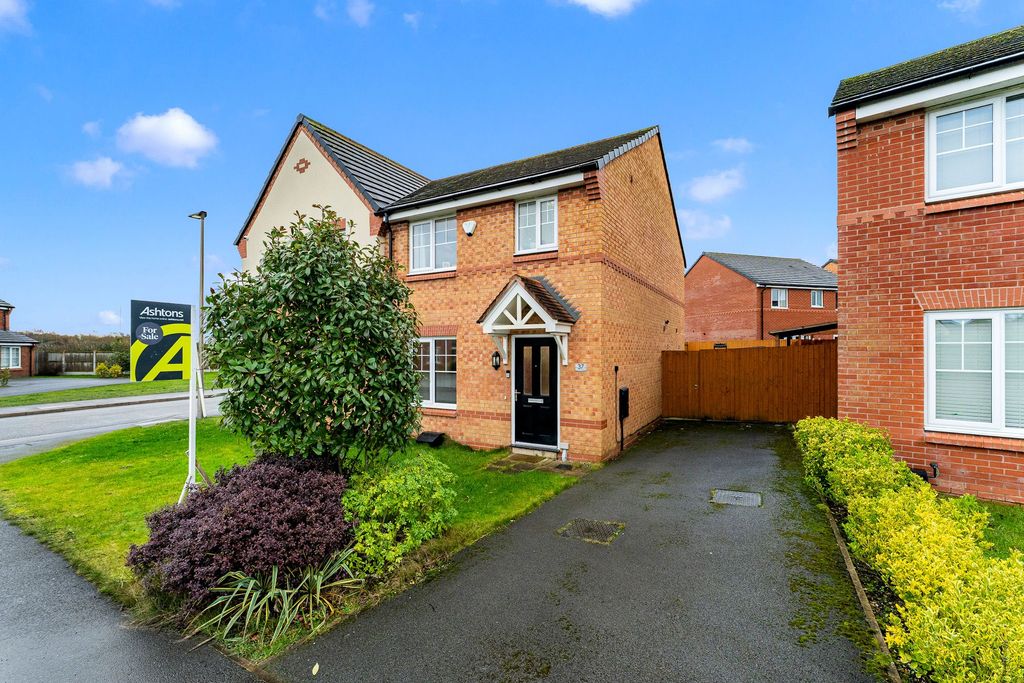 Property photo 1 of 19