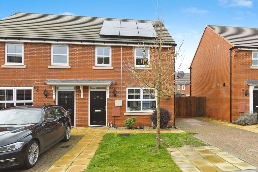 Property photo 1 of 17 Pbox-Img.Jpg