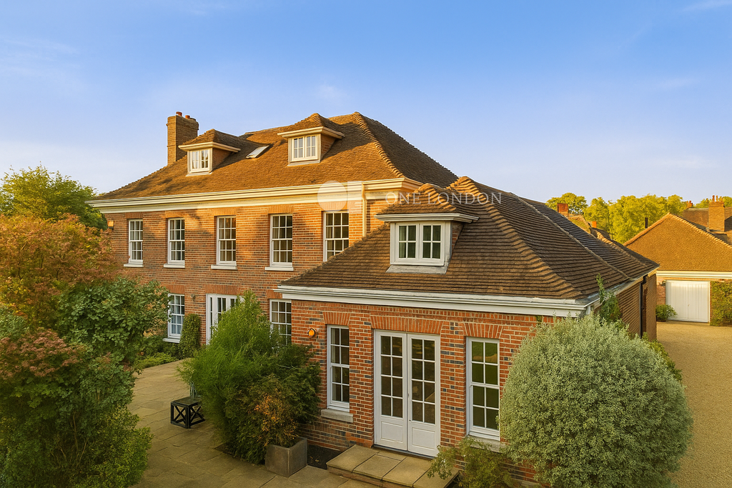 Property photo 2 of 30