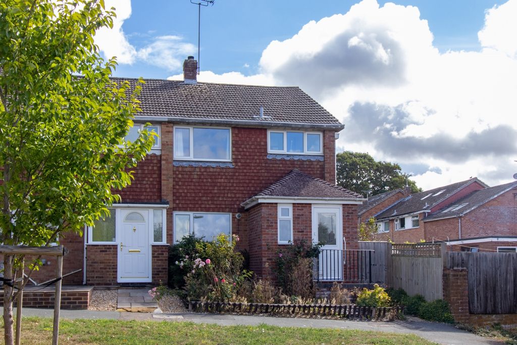 Property photo 1 of 13 Img_5297