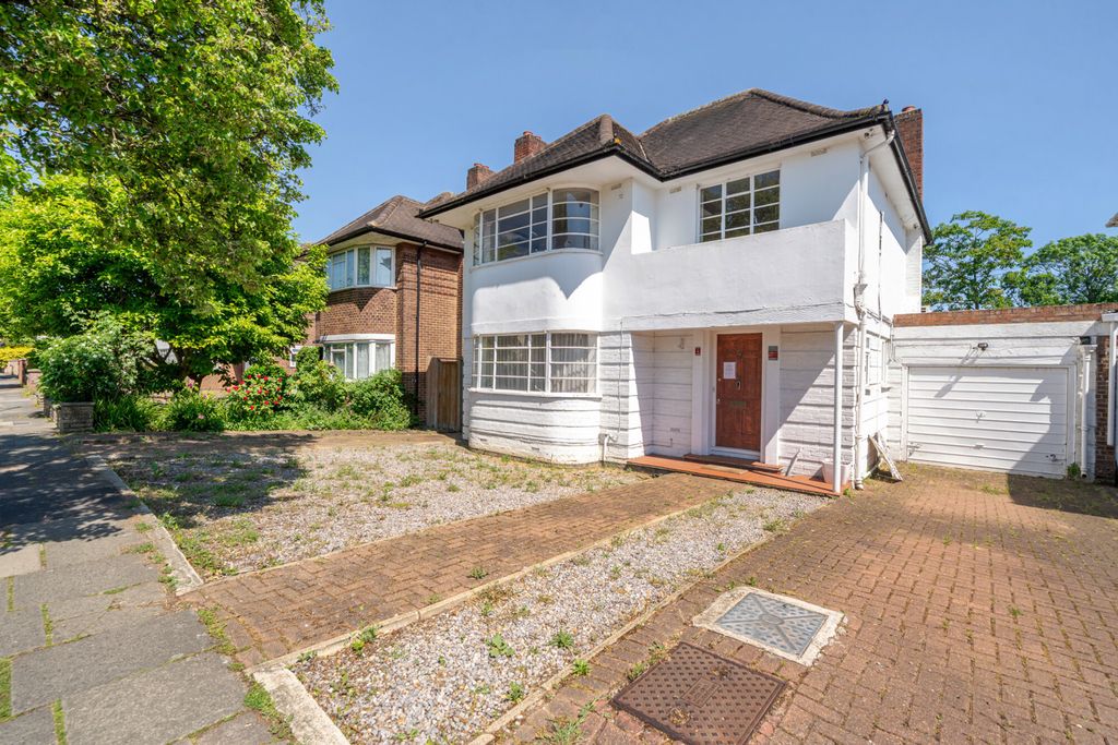 Property photo 1 of 21 19-6823419E31c17-...
