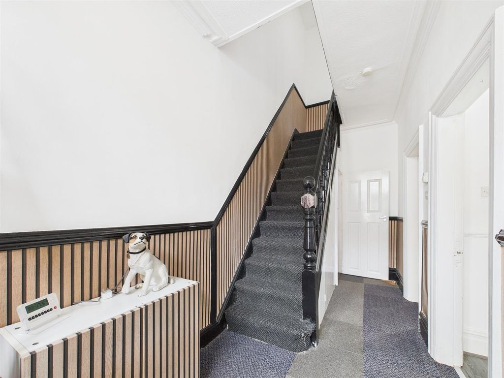 Property photo 2 of 31 Cam03604G0-Pr0150-Still005.Jpg