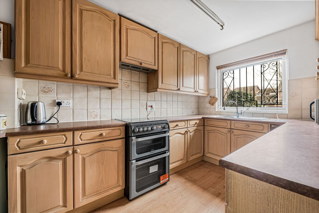 Property photo 3 of 30