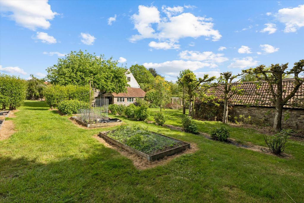 Property photo 2 of 26 Image