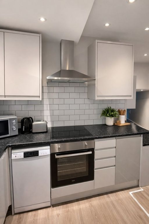 Property photo 2 of 11 9669481.Png