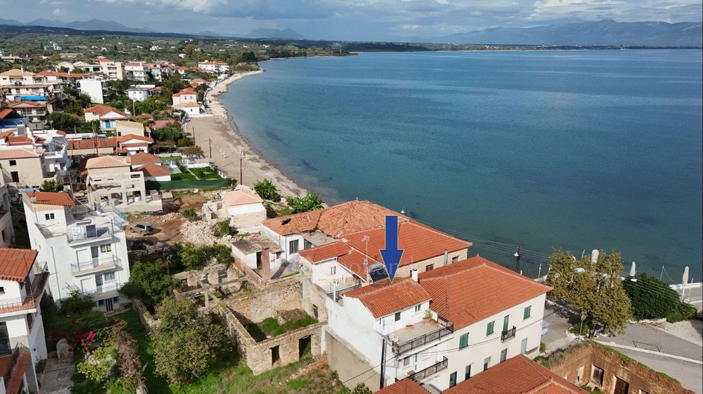 Property photo 2 of 25