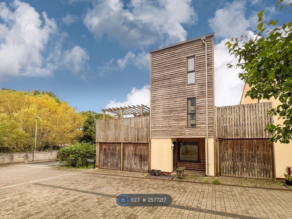 Property photo 1 of 15 External