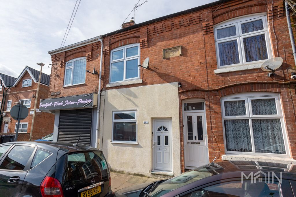 Property photo 1 of 12