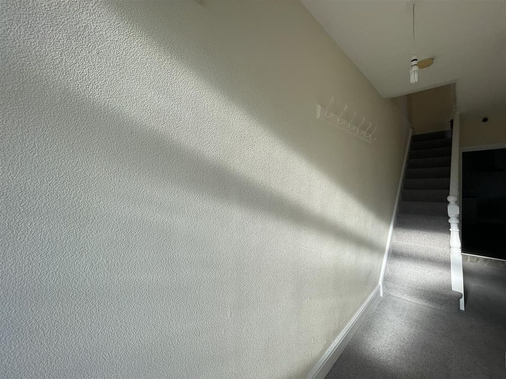 Property photo 2 of 12 Img_8657.Jpeg