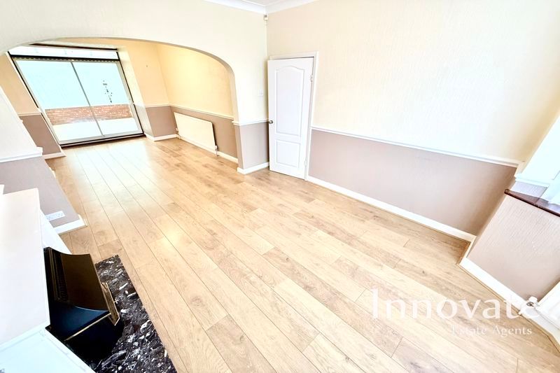 Property photo 2 of 11 Photo 10