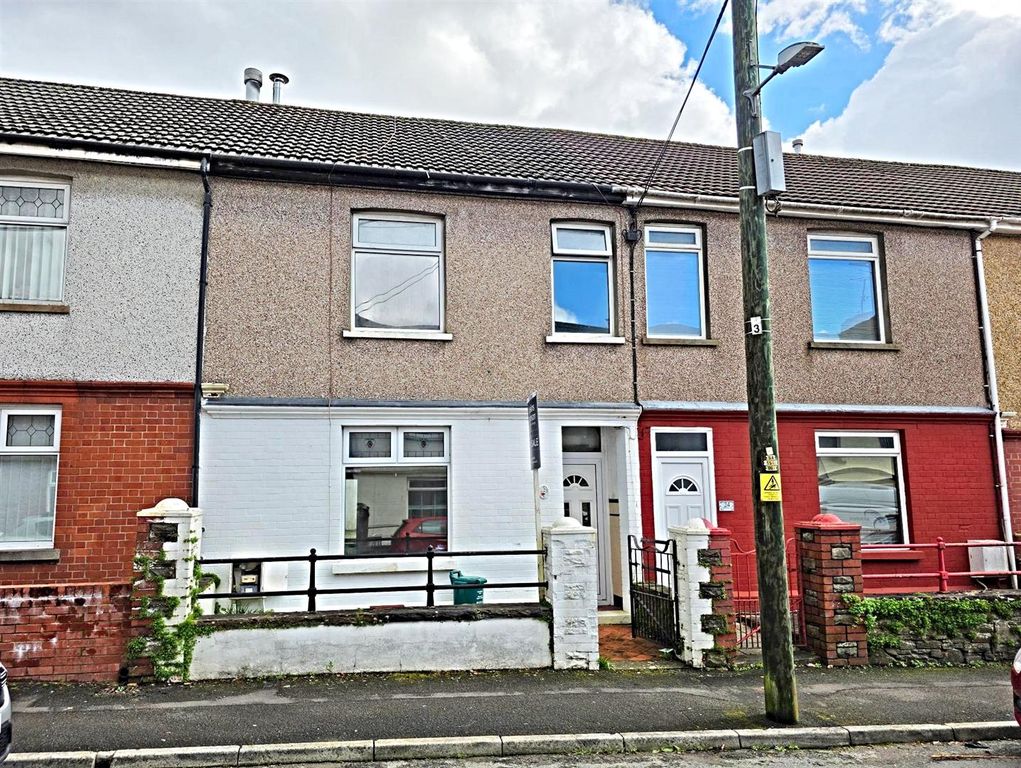 Property photo 1 of 21