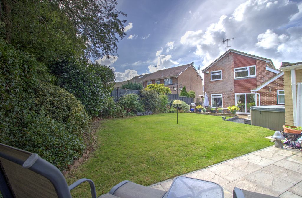Property photo 2 of 24