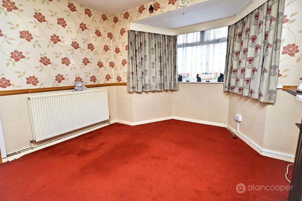 Property photo 3 of 19 4832594