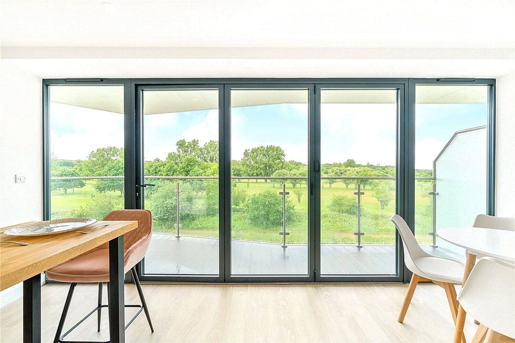 Property photo 2 of 18 Picture No. 07