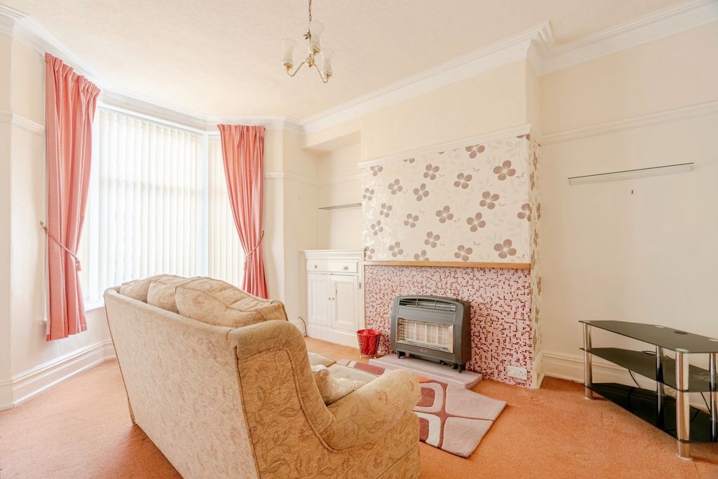 Property photo 2 of 5