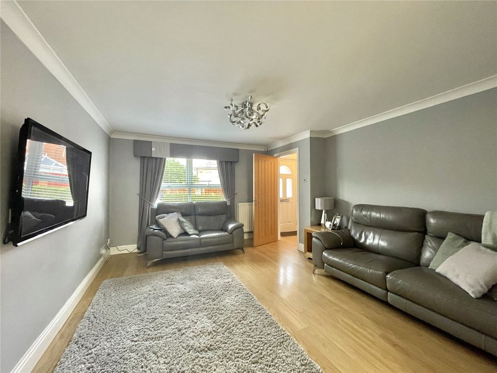 Property photo 2 of 30 Picture No. 17