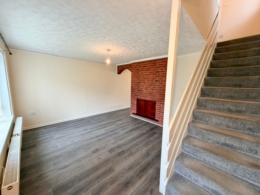 Property photo 3 of 26