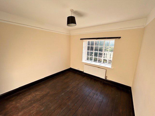 Property photo 3 of 11 Picture No. 02