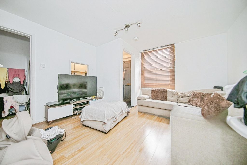 Property photo 3 of 9