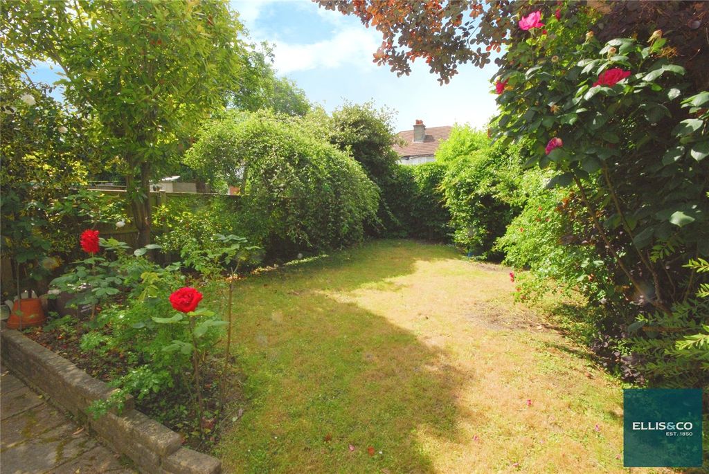 Property photo 3 of 12 Picture No. 07