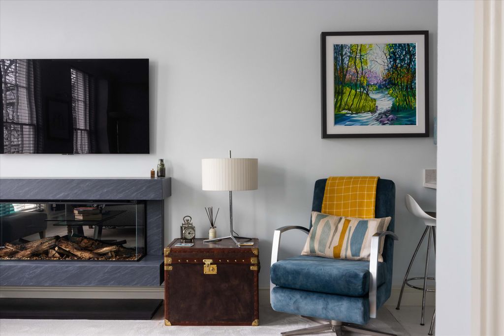 Property photo 2 of 18 Image