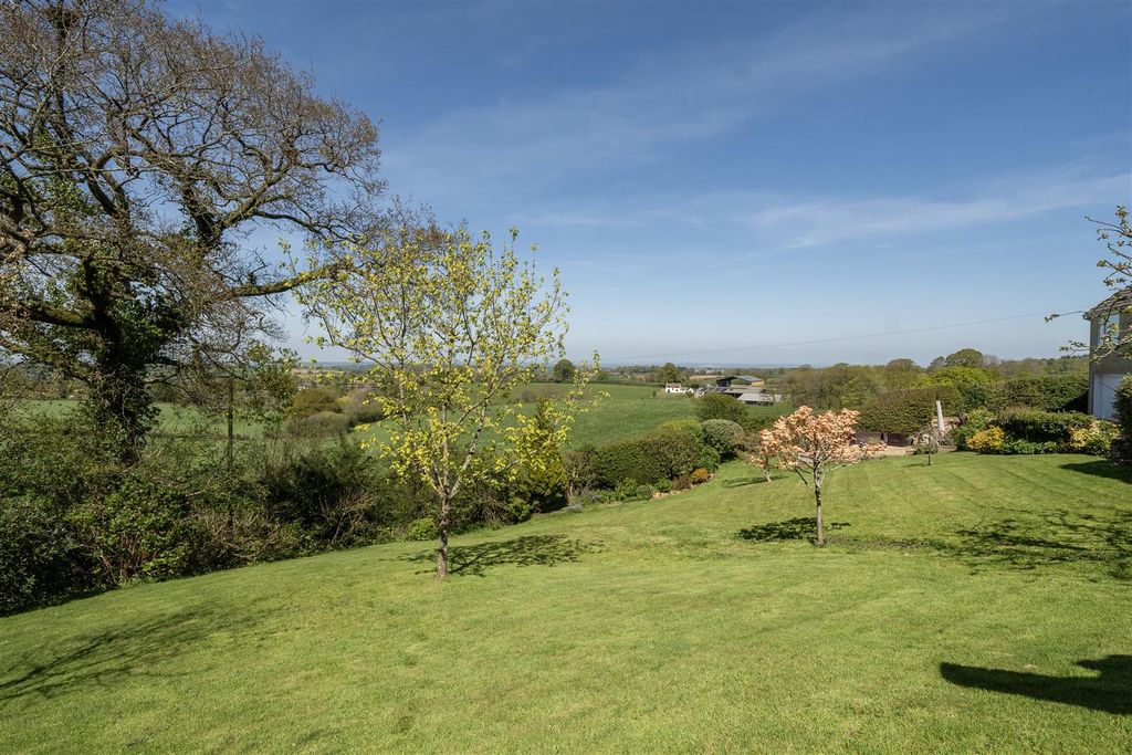 Property photo 3 of 22 Garden And View