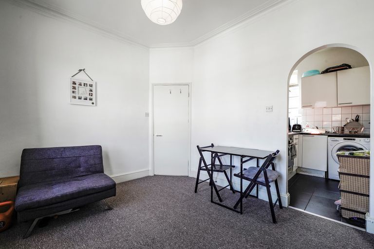 Property photo 3 of 8 Low_Res_Fksfxsk5U9Wccfbkaxlm