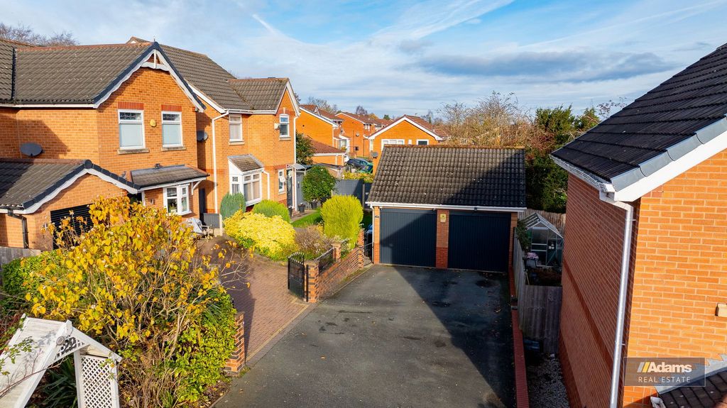 Property photo 1 of 31