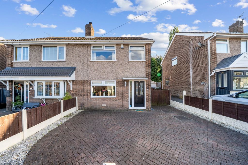 Property photo 1 of 26