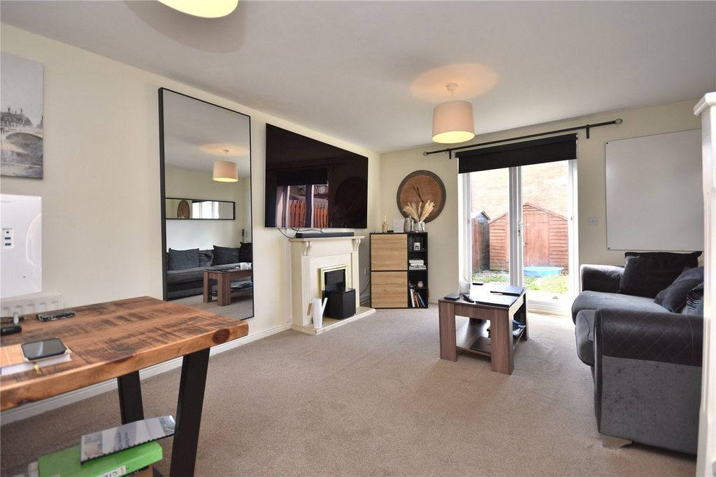 Property photo 2 of 15 Picture No. 22