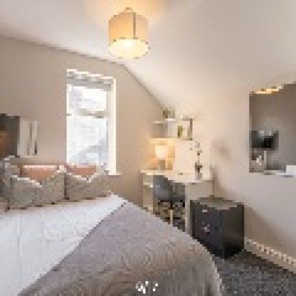 Property photo 1 of 8 9692024.Png